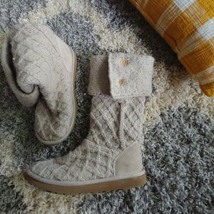 Size 7 UGG GRAY wool knit boots